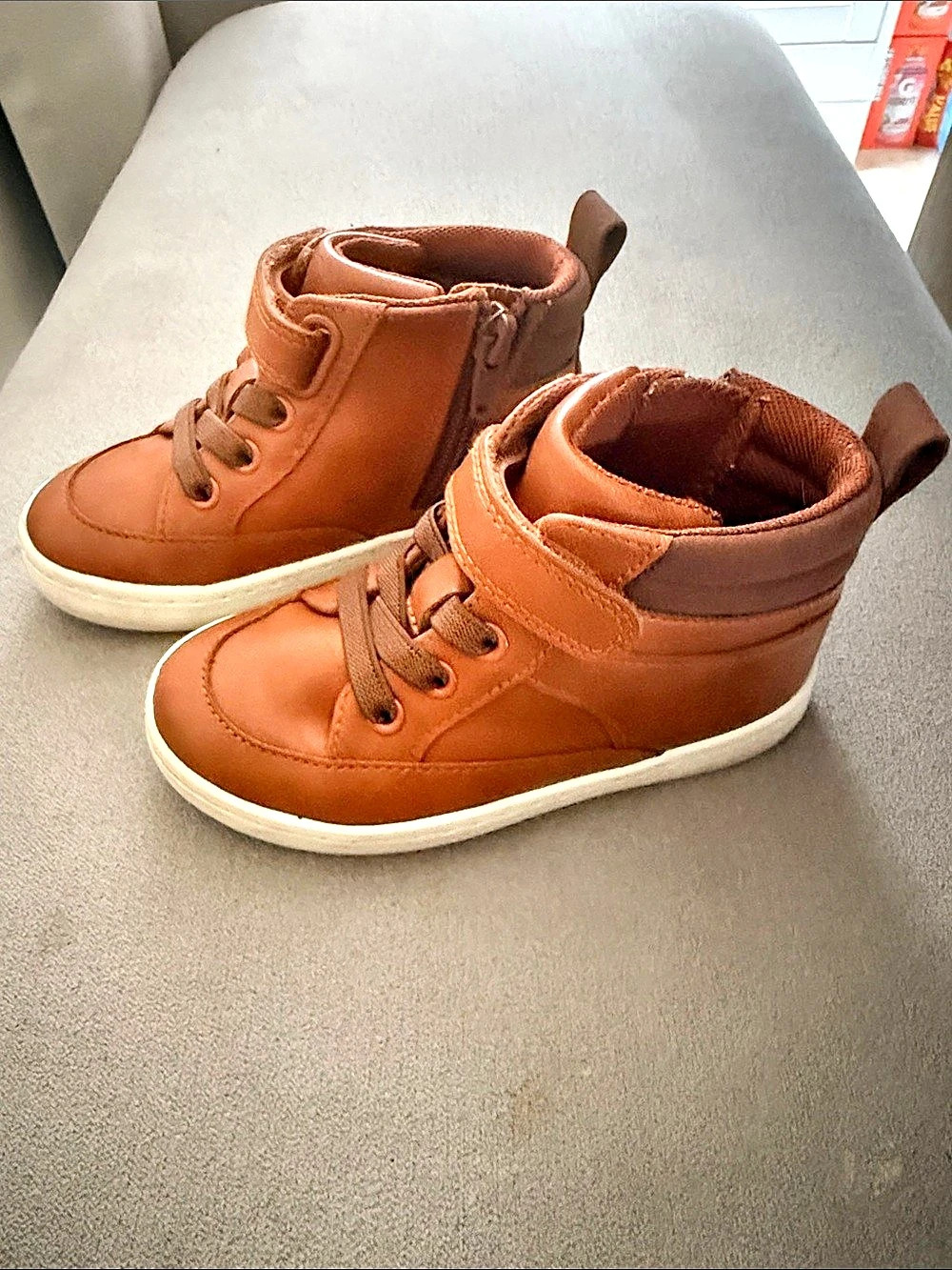 Cat & Jack Mateo High Top Sneakers Brown Girls Size 8